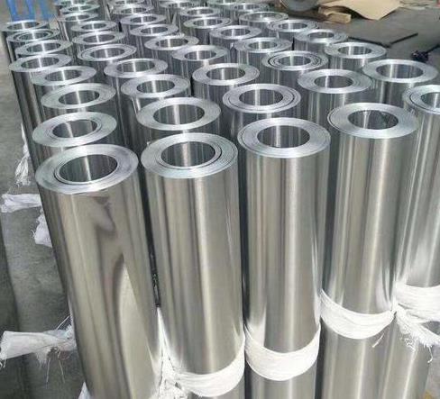 ���̰���